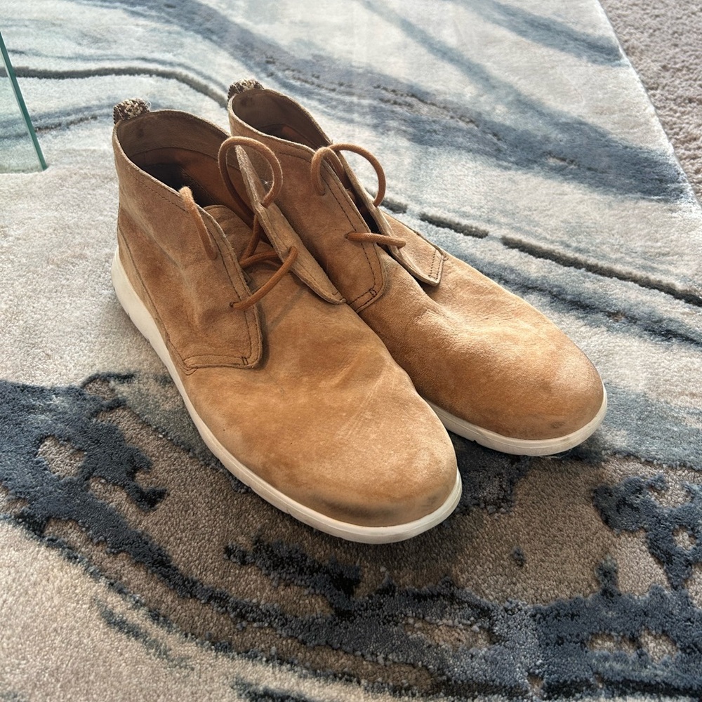 UGG Men's Brown Chukka Boots